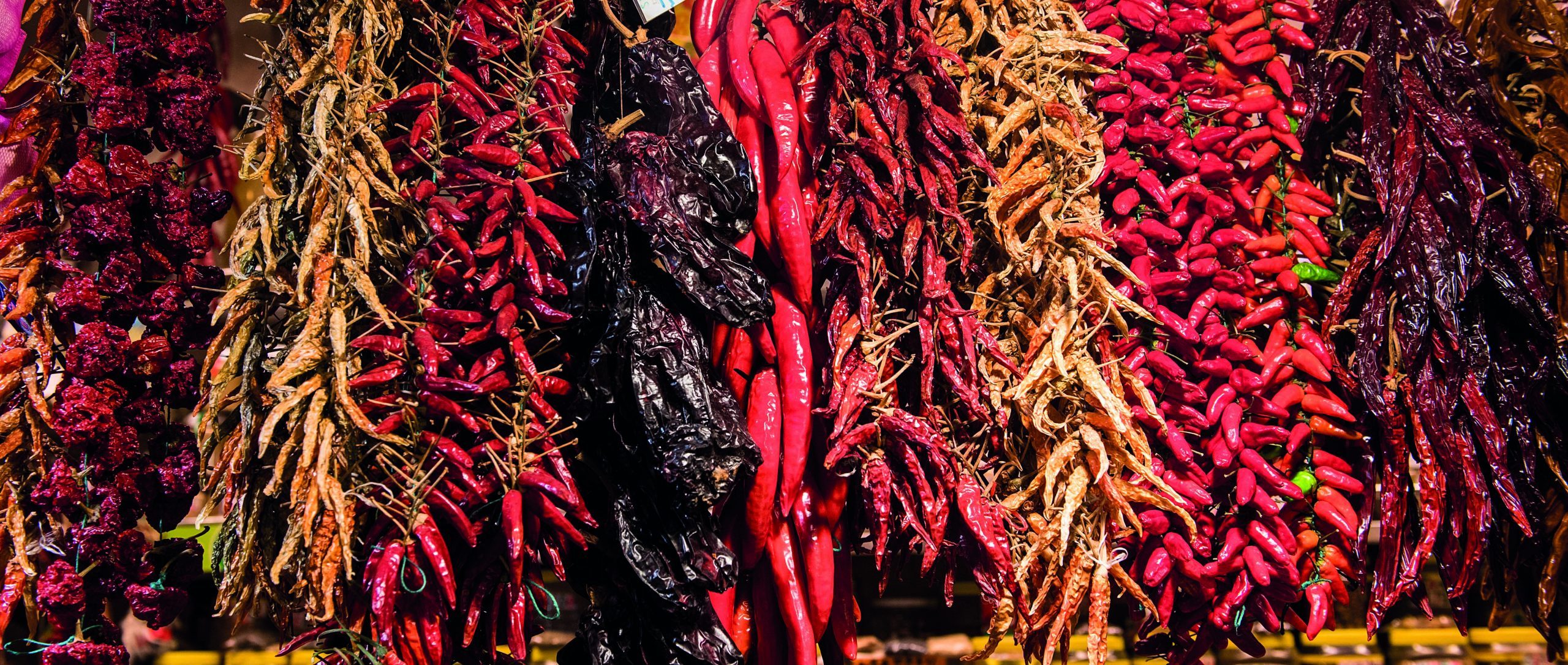 Mais de 50 tipos de pimenta estão à disposição dos gourmets mexicanos, que não vivem sem ela.