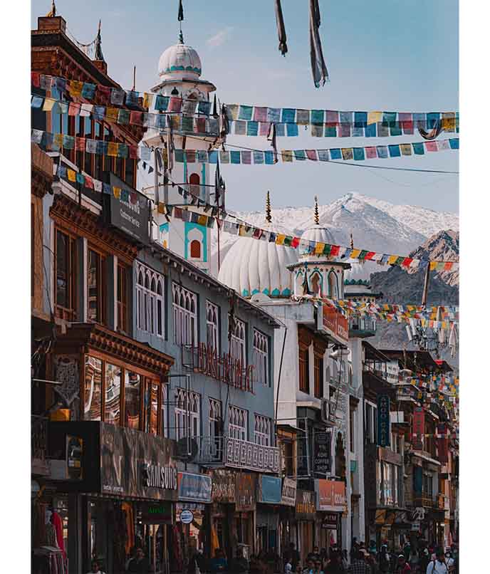Leh, capital de Ladakh, Índia, nos Himalaias indianos