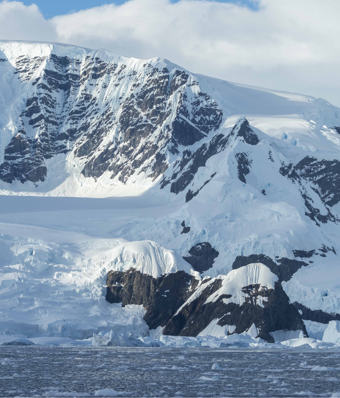 Viagem à Antártica: imponente e inóspita