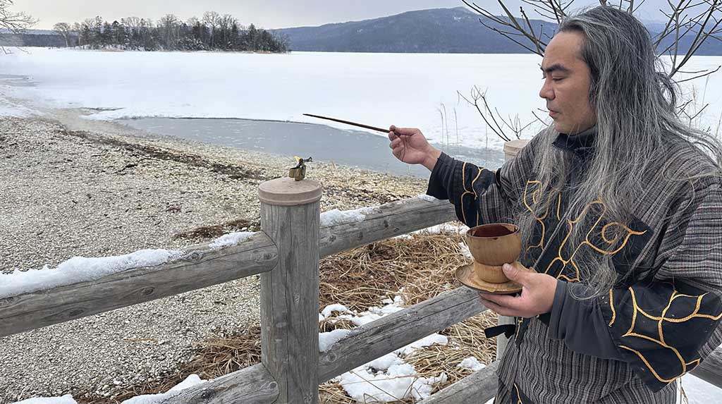 Ilha de Hokkaido ritual ainu de incenso