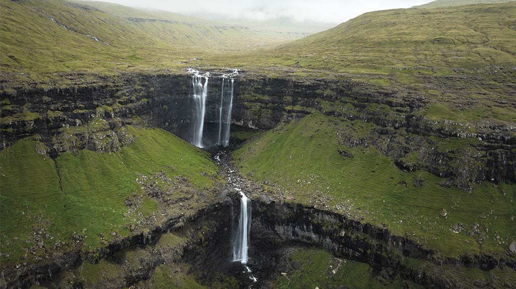 Dicas de viagem Ilhas Faroé: a dramática Cachoeira de Fossá