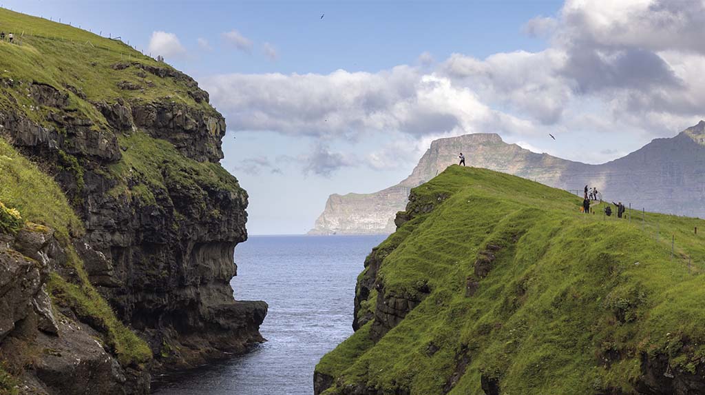 Dicas de viagem Ilhas Faroé: cais natural da vila de Gjógv