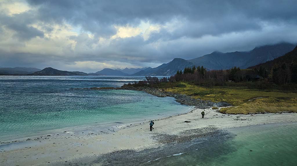 Trekking até a Praia de Oksholmen