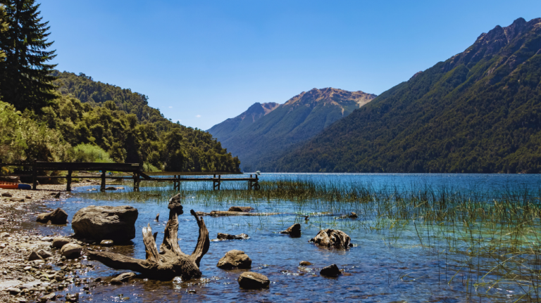 Ponte e passarela do rio Correntoso