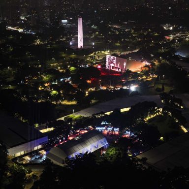 Vista sobre o Ibirapuera iluminado pelo C6 Fest